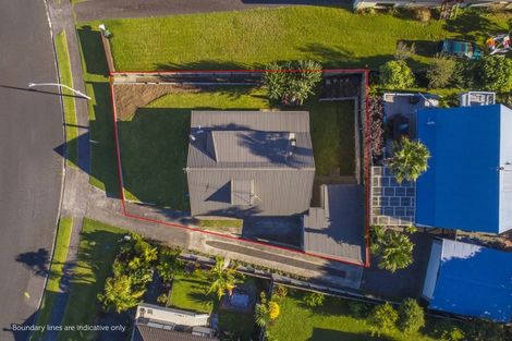 Photo of property in 7 Rangataua Street, Welcome Bay, Tauranga, 3112