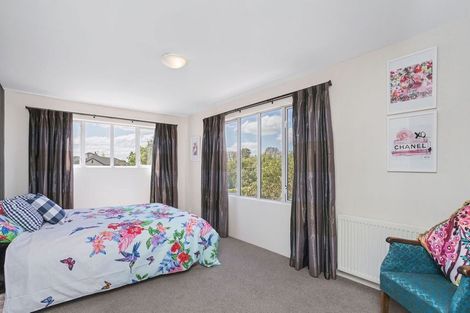 Photo of property in 8 Haddon Lane, Harewood, Christchurch, 8051