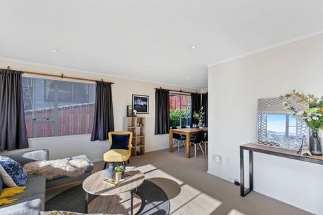 Photo of property in 148 Mark Avenue, Grenada Village, Wellington, 6037