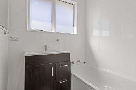 Photo of property in 2 Gardenia Avenue, Bell Block, New Plymouth, 4312