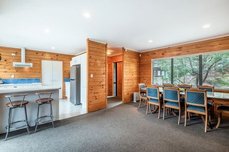 Photo of property in 2/6 Stoneleigh Court, Sunnynook, Auckland, 0632