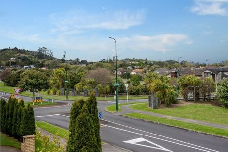 Photo of property in 50 Cyril French Drive, Flat Bush, Auckland, 2016