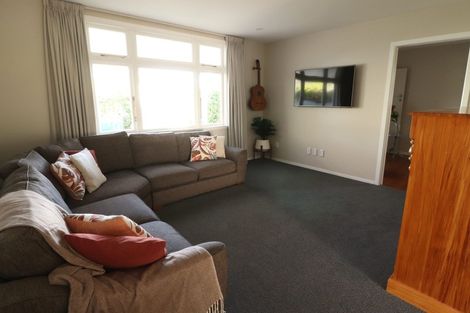 Photo of property in 17 East Street, Terrace End, Palmerston North, 4410