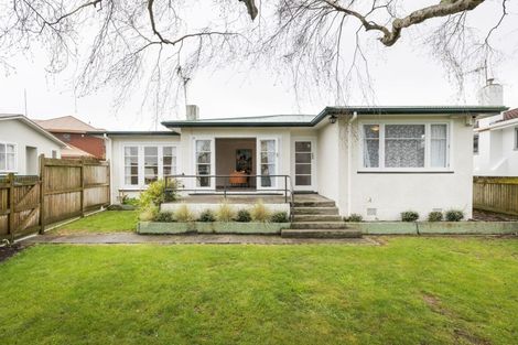 Photo of property in 10 Salisbury Avenue, Terrace End, Palmerston North, 4410