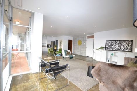 Photo of property in Dorchester Apartments, 144 Oriental Parade, Oriental Bay, Wellington, 6011