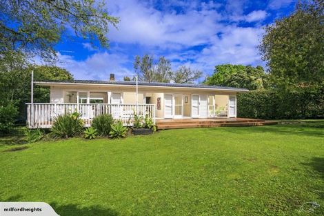 Photo of property in 19a Waterloo Road, Milford, Auckland, 0620