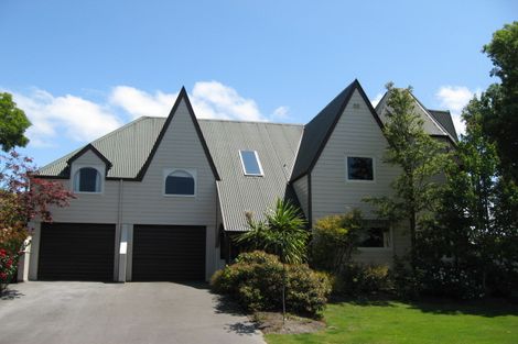 Photo of property in 11 Stormont Place, Avonhead, Christchurch, 8042