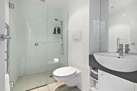 Photo of property in Sanctum Apartment, 10 Ebor Street, Te Aro, Wellington, 6011