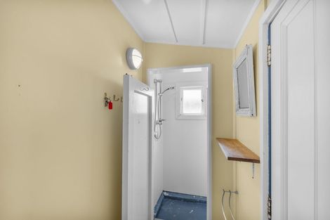 Photo of property in 13 Effingham Street, North New Brighton, Christchurch, 8083