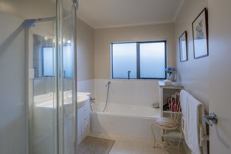 Photo of property in 166a Winchester Street, Levin, 5510