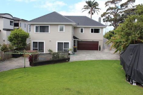 Photo of property in 172 Mellons Bay Road, Mellons Bay, Auckland, 2014