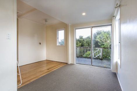 Photo of property in 25 Makiri Street, Helensville, 0800