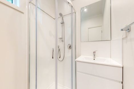 Photo of property in 5 Ranelagh Terrace, Karori, Wellington, 6012