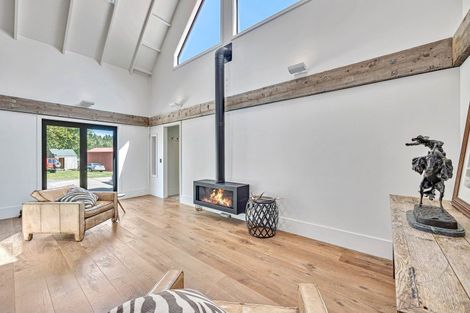 Photo of property in 377 Clevedon Kawakawa Road, Clevedon, Papakura, 2585