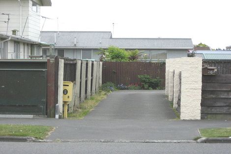 Photo of property in 2/26 Queenspark Drive, Parklands, Christchurch, 8083