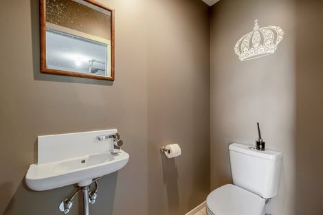 Photo of property in 10 Onslow Road, Lake Hayes, Queenstown, 9304