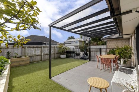 Photo of property in 261a Frankley Road, Ferndale, New Plymouth, 4310