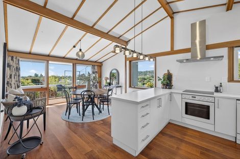 Photo of property in 1 Dyers Pass Road, Cashmere, Christchurch, 8022