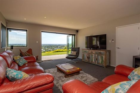 Photo of property in 42 Woodlau Rise, Huntsbury, Christchurch, 8022