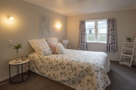 Photo of property in 29 Burden Avenue, Wainuiomata, Lower Hutt, 5014