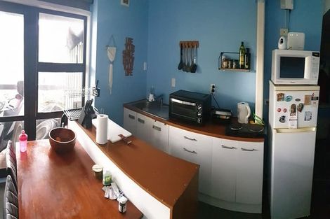 Photo of property in 9 Walnut Lane, Browns Bay, Auckland, 0630