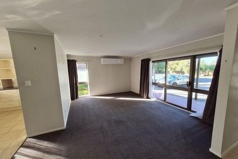 Photo of property in 60 Sunderlands Road, Half Moon Bay, Auckland, 2012