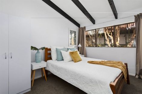 Photo of property in 25 Exploration Way, Whitby, Porirua, 5024