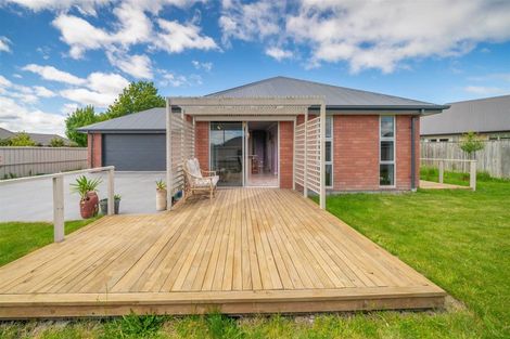 Photo of property in 2 Mimosa Lane, Yaldhurst, Christchurch, 8042