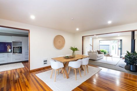 Photo of property in 280 Clifton Road, Te Awanga, 4102