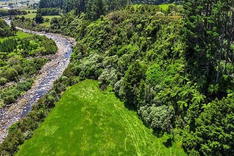 Photo of property in 325 Kaipi Road, Hillsborough, New Plymouth, 4372
