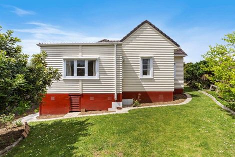 Photo of property in 50a Megan Avenue, Pakuranga Heights, Auckland, 2010