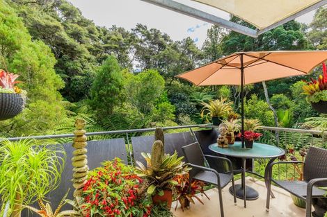 Photo of property in 3i/20 Ian Marwick Place, Birkenhead, Auckland, 0626