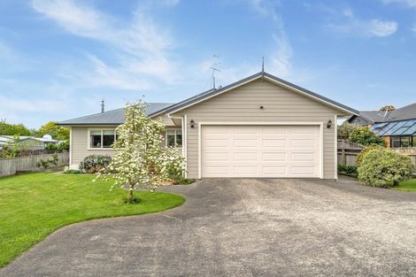 Photo of property in 12 Rexwood Estate, Carterton, 5713