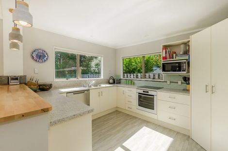 Photo of property in 67 Belvedere Avenue, Waikanae, 5036