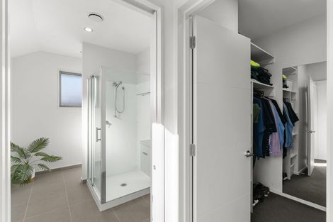 Photo of property in 18 Westpark Drive, Burnside, Christchurch, 8053