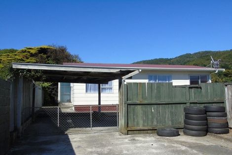 Photo of property in 83a Wainuiomata Road, Wainuiomata, Lower Hutt, 5014