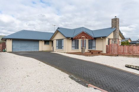 Photo of property in 5 Sovereign Place, Rototuna North, Hamilton, 3210