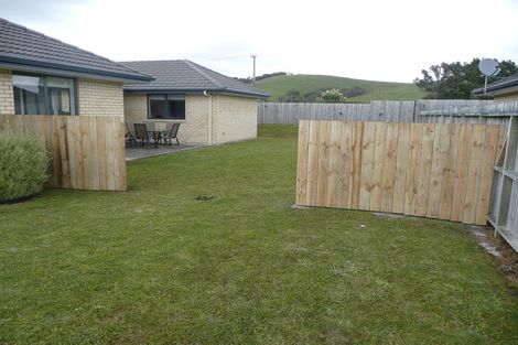 Photo of property in 9 Mooring Close, Haruru, 0204