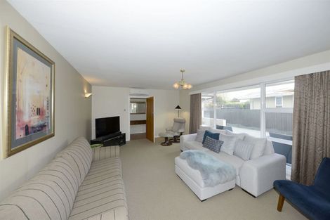 Photo of property in 23 Burnside Crescent, Burnside, Christchurch, 8053