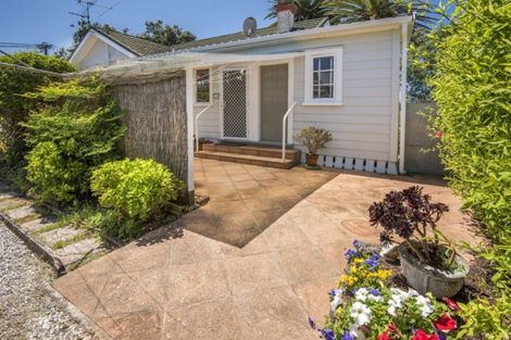 Photo of property in 14 Arawa Avenue, Devonport, Auckland, 0624