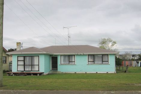 Photo of property in 16 Herrington Street, Foxton, 4814