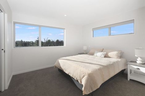Photo of property in 15 Kakapo Lane, Redwood, Christchurch, 8051