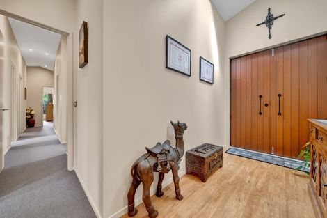 Photo of property in 89 Tape Road, Hillsborough, New Plymouth, 4372