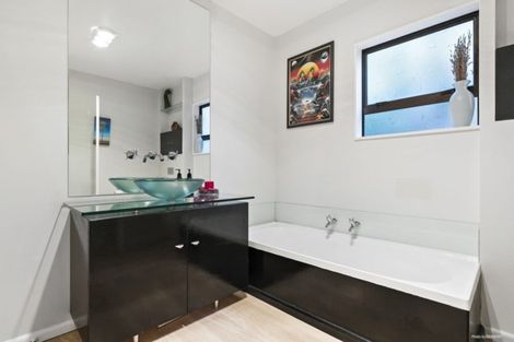 Photo of property in 93a Tannadyce Street, Strathmore Park, Wellington, 6022