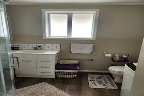 Photo of property in 1/12 Poplar Grove, Ebdentown, Upper Hutt, 5018