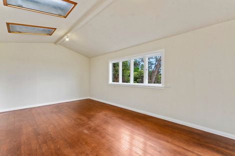 Photo of property in 379 Muriwai Road, Waimauku, 0881