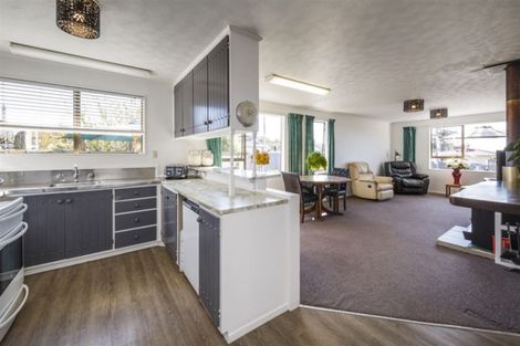 Photo of property in 28 Heatherlea Heights, Feilding, 4702