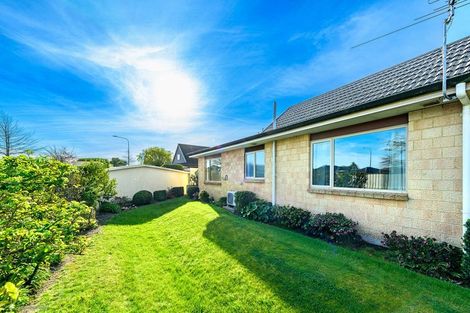 Photo of property in 3 Reeves Road, Rangiora, 7400