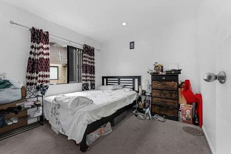 Photo of property in 82 Malaspina Place, Papatoetoe, Auckland, 2025
