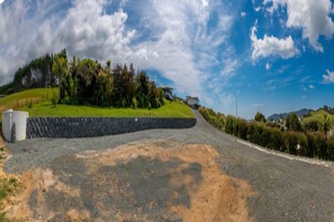 Photo of property in 13 Lori Lane, Coopers Beach, 0420